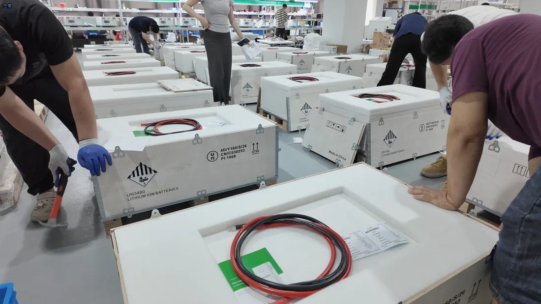 BasenGreen battery packing and storage